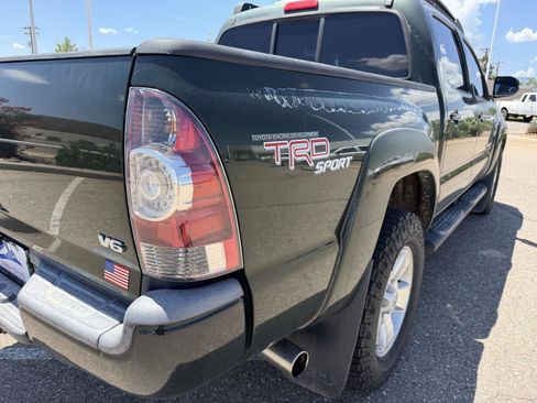 Used 2012 Toyota Tacoma 4x4 Double Cab w/ TRD Sport Pkg image 12