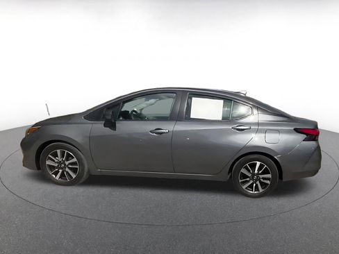 Used 2025 Nissan Versa SV FWD image 9