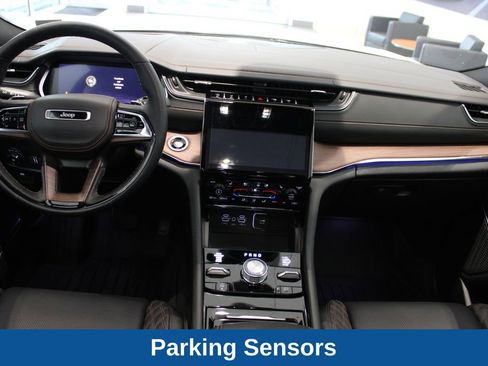 Used 2025 Jeep Grand Cherokee Summit w/ Adv Protech Group IV AWD/4WD image 8