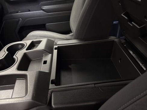 Used 2022 Chevrolet Silverado 1500 LT image 18