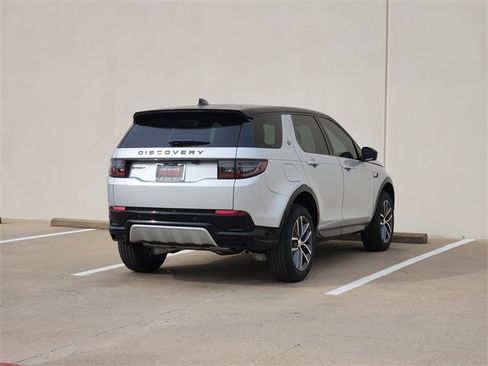 New 2026 Land Rover Discovery Sport Landmark image 4
