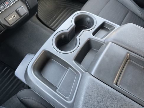 Used 2023 Chevrolet Silverado 1500 Custom image 22