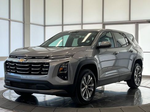 Certified 2025 Chevrolet Equinox LT w/ Safety and Technology Package image 4