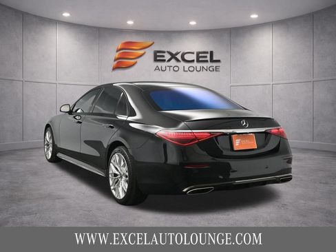 Used 2023 Mercedes-Benz S 500 4MATIC w/ AMG Line image 5