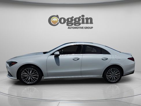 Used 2021 Mercedes-Benz CLA 250 image 2