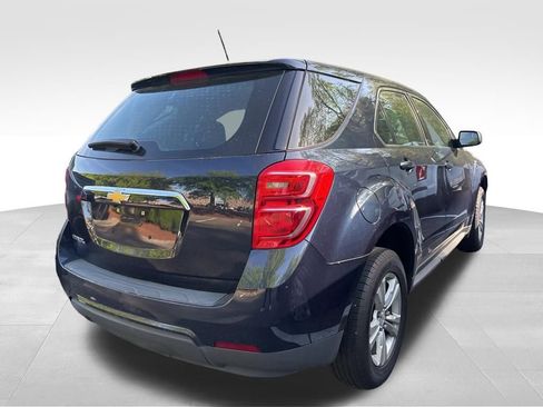 Used 2017 Chevrolet Equinox LS FWD image 16