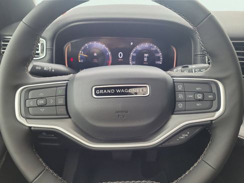 New 2026 Jeep Grand Wagoneer Limited AWD/4WD image 32