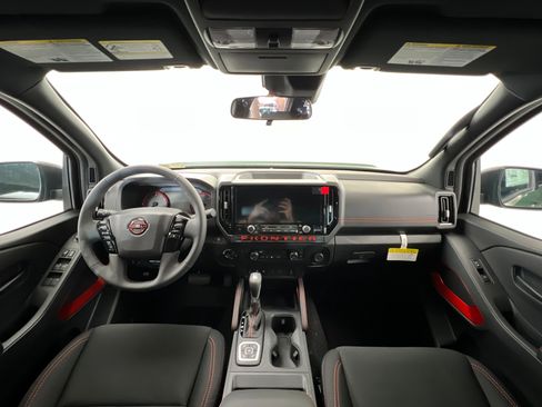 New 2026 Nissan Frontier PRO-4X w/ Tow Package AWD/4WD image 9