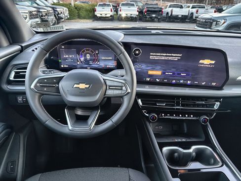 New 2026 Chevrolet Traverse LT w/ Driver Confidence Package image 16