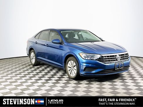 Used 2019 Volkswagen Jetta S image 1