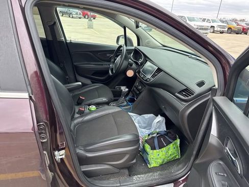 Used 2018 Buick Encore Preferred image 7