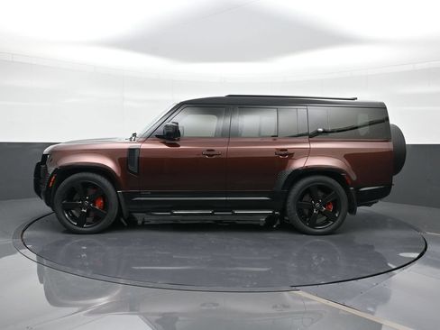 Used 2023 Land Rover Defender 130 X AWD/4WD image 5