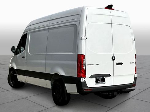 New 2026 Mercedes-Benz Sprinter 2500 image 12