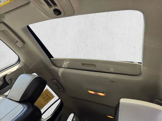 Used 2011 GMC Terrain SLT AWD/4WD image 24