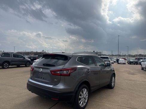 Certified 2022 Nissan Rogue Sport SV w/ Technology Package image 20