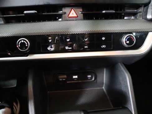 Used 2023 Kia Sportage LX image 43