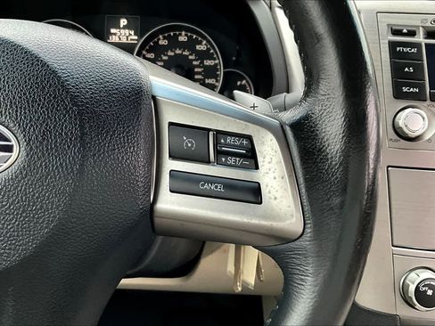 Used 2013 Subaru Legacy 2.5i Premium w/ All-Weather Pkg image 24