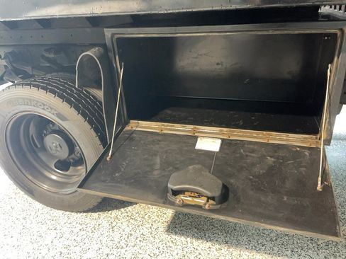 Used 2022 RAM 5500 Tradesman AWD/4WD image 11