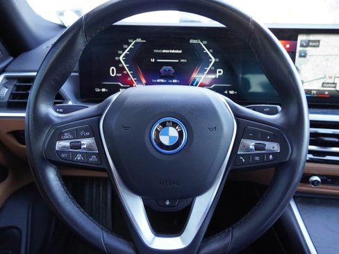 Certified 2023 BMW i4 eDrive40 RWD image 18