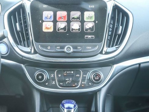 Used 2018 Chevrolet Volt Premier w/ Driver Confidence Package FWD image 13