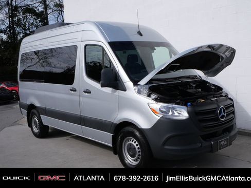 Used 2024 Mercedes-Benz Sprinter 2500 image 27