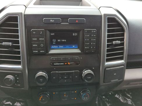 Used 2017 Ford F150 XLT image 13