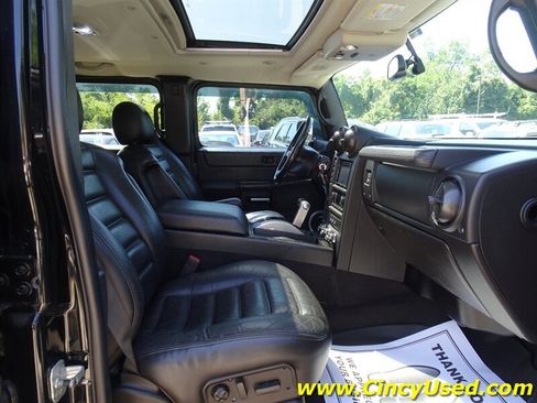 Used 2005 HUMMER H2 w/ Preferred Equipment Group AWD/4WD image 17