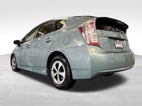 Used 2015 Toyota Prius Two image 10