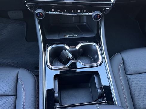 New 2026 Chevrolet Traverse RS image 17