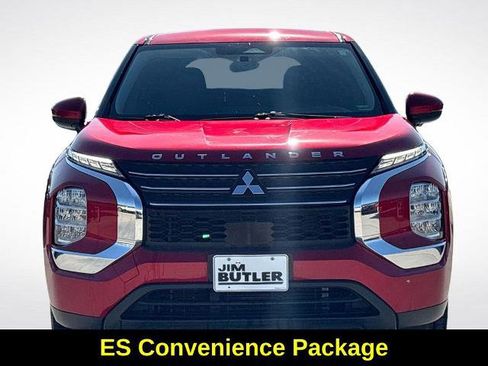 Used 2022 Mitsubishi Outlander ES AWD/4WD image 13