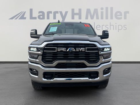 Used 2025 RAM 2500 Tradesman AWD/4WD image 8