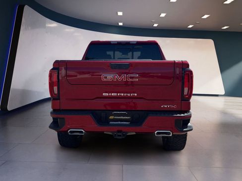 Used 2025 GMC Sierra 1500 AT4 w/ AT4 Premium Package AWD/4WD image 4