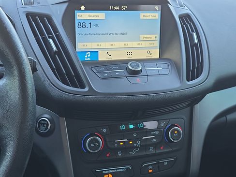 Used 2019 Ford Escape SEL image 16