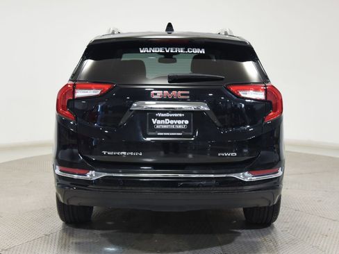 Used 2023 GMC Terrain Denali w/ Black Diamond Edition AWD/4WD image 9
