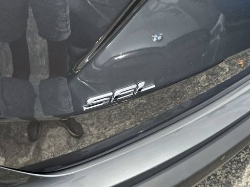 Used 2022 Ford Edge SEL AWD/4WD image 5