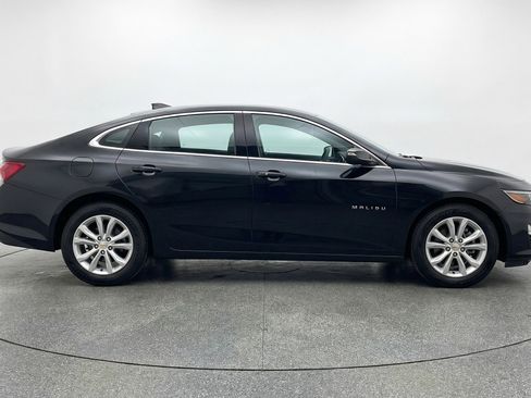 Used 2024 Chevrolet Malibu LT image 11