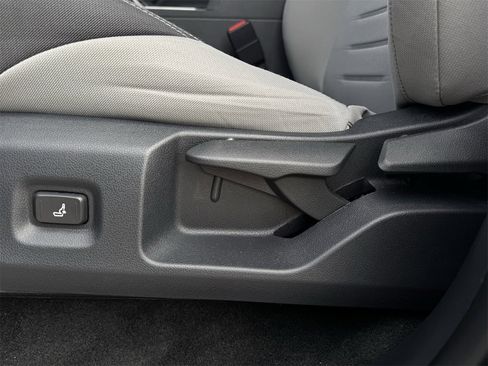 Used 2024 Toyota Tacoma TRD Off-Road image 26