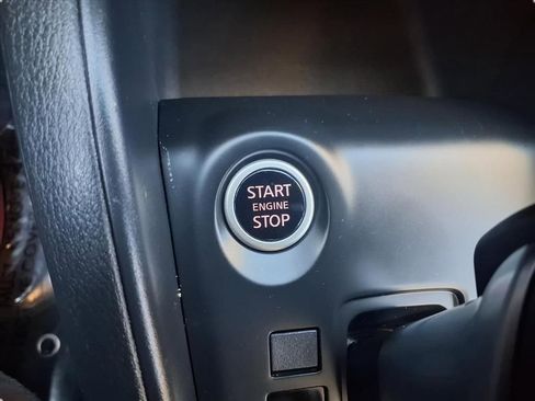 Used 2025 Nissan Kicks Play S image 10