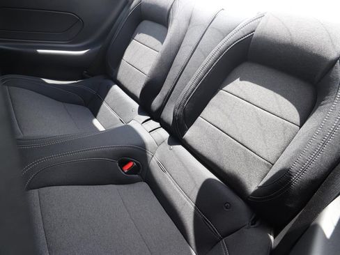 Certified 2025 Ford Mustang Coupe RWD image 9