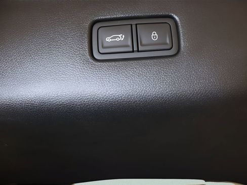 Certified 2026 Genesis GV70 2.5T Select AWD/4WD image 26