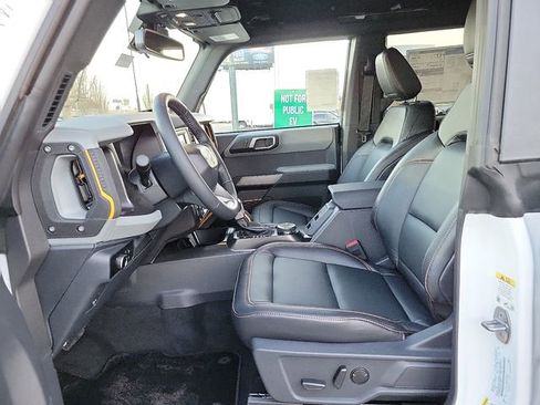 New 2023 Ford Bronco Badlands AWD/4WD image 6