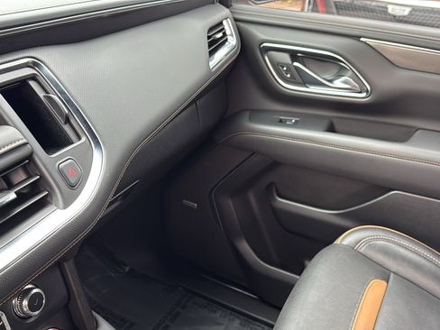 Used 2024 GMC Yukon XL AT4 image 24