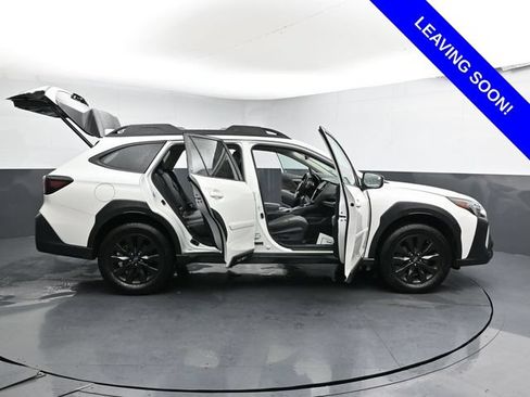 Used 2025 Subaru Outback Onyx Edition XT AWD/4WD image 38