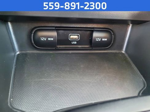 Used 2025 Kia Soul LX image 19