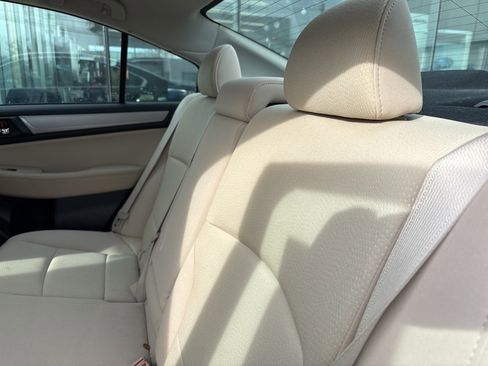 Used 2017 Subaru Legacy 2.5i Premium image 11