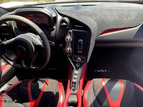 Used 2018 McLaren 720S Performance image 14