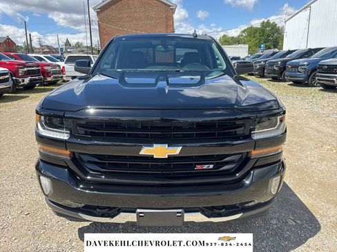 Used 2018 Chevrolet Silverado 1500 LT w/ All Star Edition AWD/4WD image 8