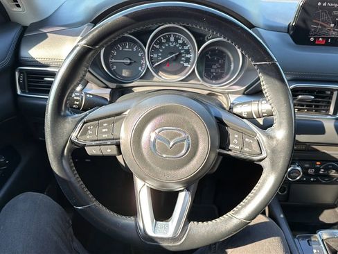 Used 2017 MAZDA CX-5 Touring w/ Preferred Equipment Package AWD/4WD image 10