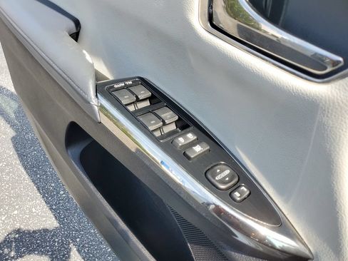 Used 2014 Toyota Avalon XLE Premium FWD image 30