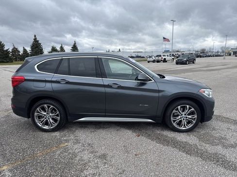Used 2017 BMW X1 xDrive28i image 4